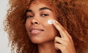 Read more about the article Kokią funkciją odos priežiūros produktuose atlieka  antioksidantai?